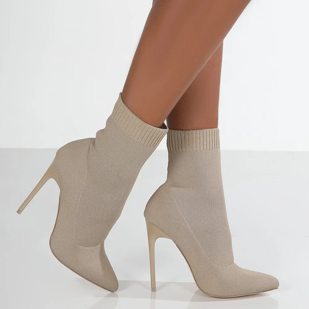 Fashion Design Luxury Style Women Shoes Pointed Toe Boots Sexy Hot High Heel Winter Ankle Boots, Black/white/yellow/tiger leopard
Fashion Design Luxury Style Women Shoes Pointed Toe Boots Sexy Hot High Heel Winter Ankle Boots, Black/white/yellow/tiger leopard