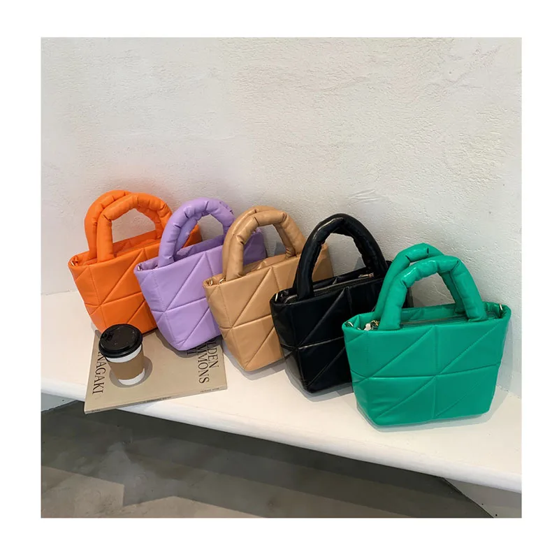 Quilted Women's Pu Leather Bag Space Cotton Padded Lady Small Shoulder Bags High Quality Handbags Female Fashion Brand Totes
Quilted Women's Pu Leather Bag Space Cotton Padded Lady Small Shoulder Bags High Quality Handbags Female Fashion Brand Totes