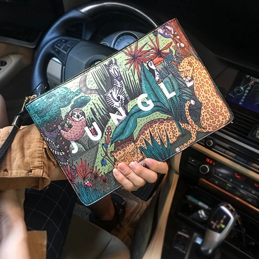 Fashion Plants Print Clutch Bags for Women Personality Leather Contrast Color Street Lady Wrist Bag Couple Casual Bags, Colors
Fashion Plants Print Clutch Bags for Women Personality Leather Contrast Color Street Lady Wrist Bag Couple Casual Bags, Colors