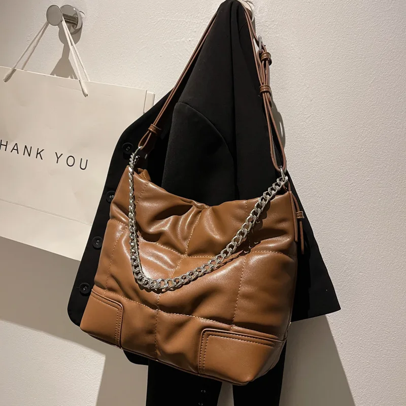 Fashion Space Cotton Fall Winter Hand Bags Women Handbags Ladies Shoulder Luxury Large Women's Puffer Tote Bags, Customized color
Fashion Space Cotton Fall Winter Hand Bags Women Handbags Ladies Shoulder Luxury Large Women's Puffer Tote Bags, Customized color