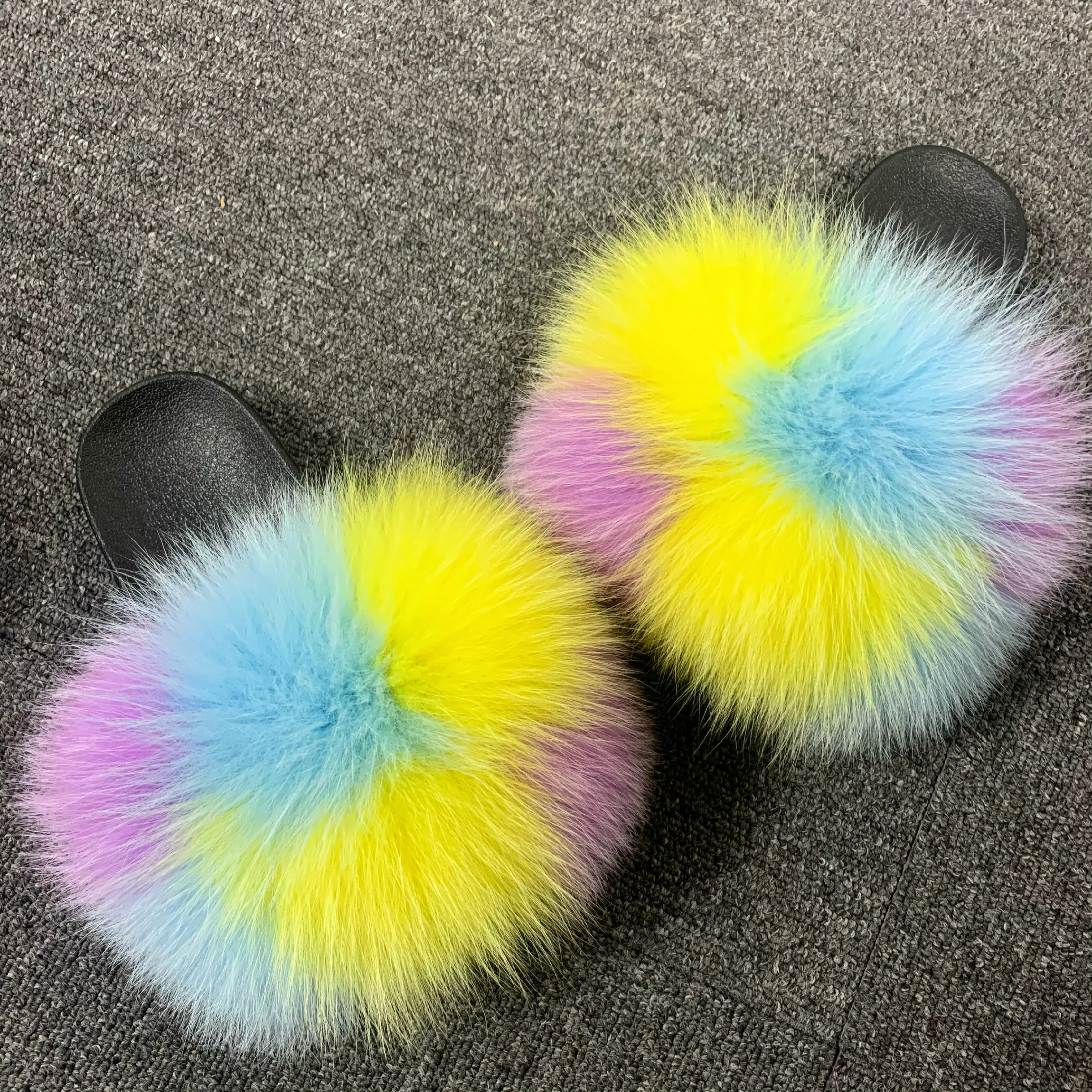 Factory Wholesale Pvc Sole Slides Ladies Raccoon Slippers Soft Real Fox Fur Sandals For Women, As picture show or customized
Factory Wholesale Pvc Sole Slides Ladies Raccoon Slippers Soft Real Fox Fur Sandals For Women, As picture show or customized