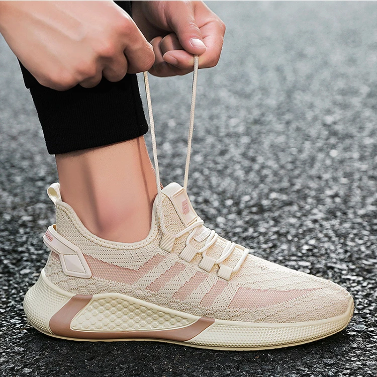 designer tennis shoes sport running 2021 men designer sneakers custom sneaker manufacturer 
designer tennis shoes sport running 2021 men designer sneakers custom sneaker manufacturer