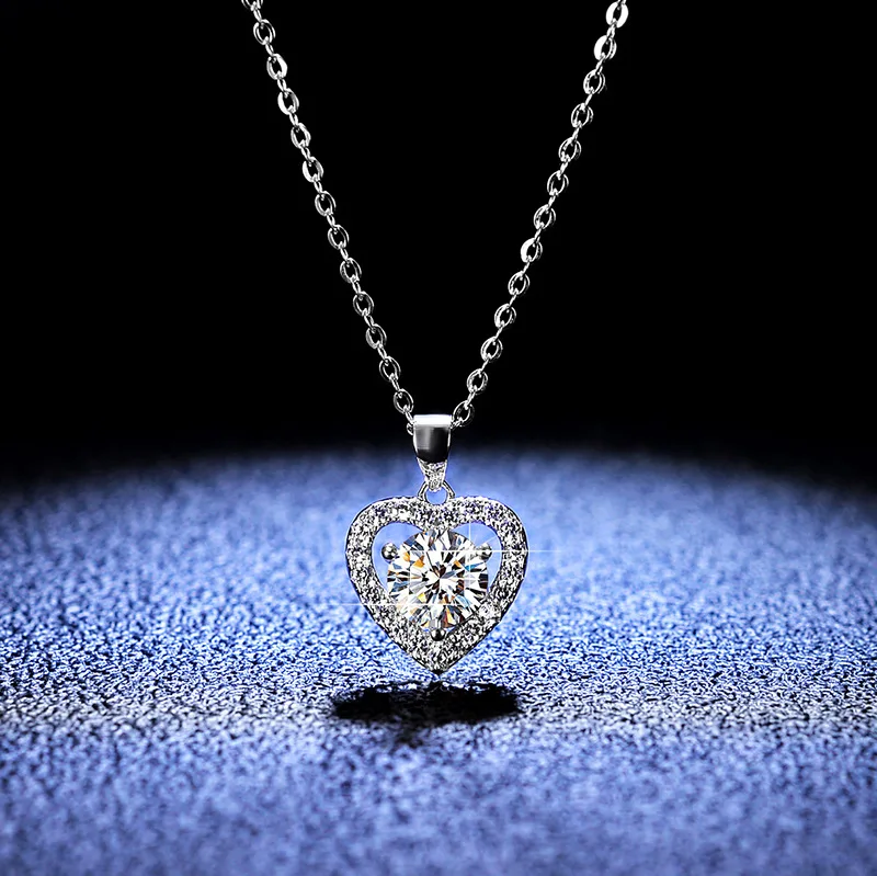 Silver 925 Original Diamond Test Past Brilliant Cut 1 Carat D Color Moissanite Heart Shape Pendant Necklace Gemstone Jewelry
Silver 925 Original Diamond Test Past Brilliant Cut 1 Carat D Color Moissanite Heart Shape Pendant Necklace Gemstone Jewelry