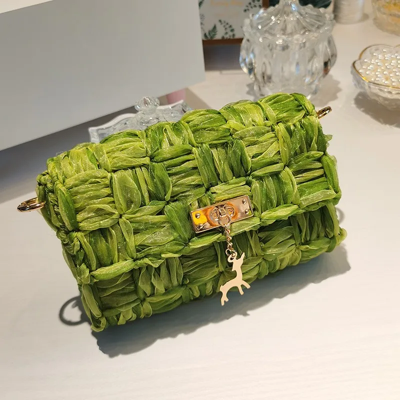 2021 Summer New Fashion Hand-woven Small Square Crossbody Bag Simple Handbags Wild Chain Shoulder Bags For Women
2021 Summer New Fashion Hand-woven Small Square Crossbody Bag Simple Handbags Wild Chain Shoulder Bags For Women