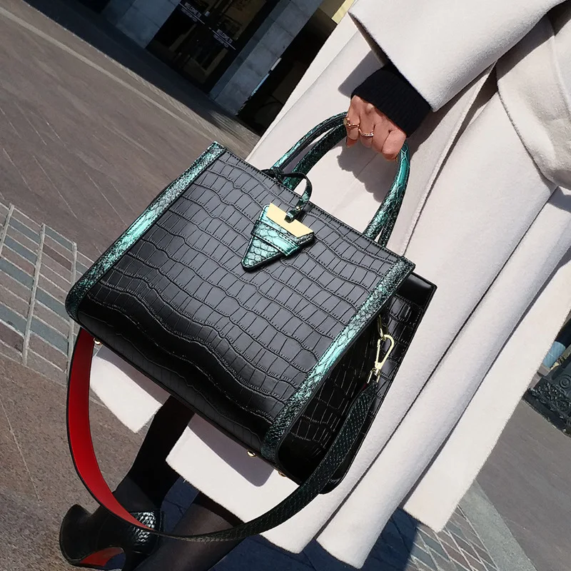 Luxury Fashion Genuine Leather Shoulder Messenger Bag 2021 Crocodile Pattern Large Capacity Casual Totes Women Purse and Handbag
Luxury Fashion Genuine Leather Shoulder Messenger Bag 2021 Crocodile Pattern Large Capacity Casual Totes Women Purse and Handbag