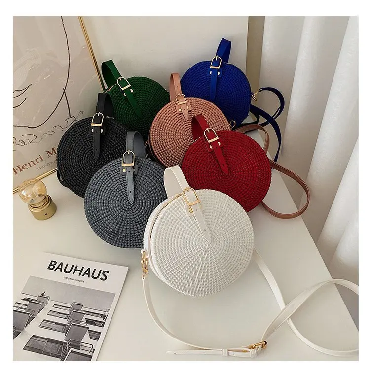 New Arrival Messenger Bag Silicone Woven Handbag Ladies Design Handbags Purses Women Bag Purses For Women 2020 Handbag
New Arrival Messenger Bag Silicone Woven Handbag Ladies Design Handbags Purses Women Bag Purses For Women 2020 Handbag