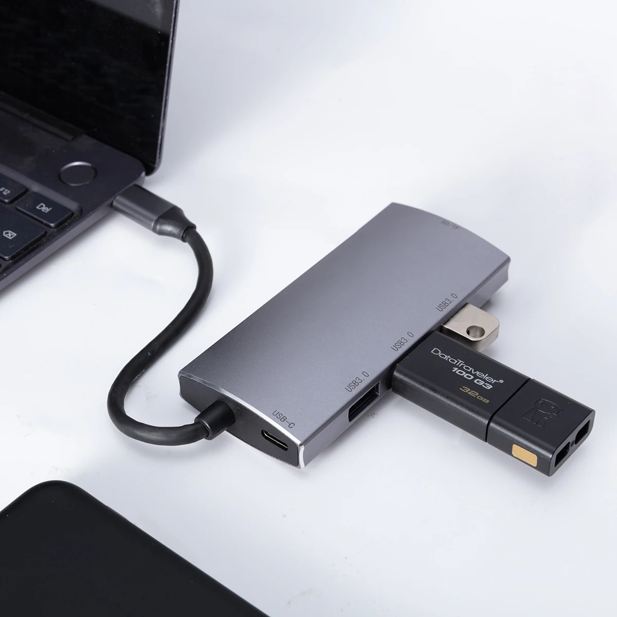 Best Sell Multiport Aluminum Adapter Usb 3.0 Type c 6 Port Hub With Gigabit Ethernet Port, Sliver
Best Sell Multiport Aluminum Adapter Usb 3.0 Type c 6 Port Hub With Gigabit Ethernet Port, Sliver