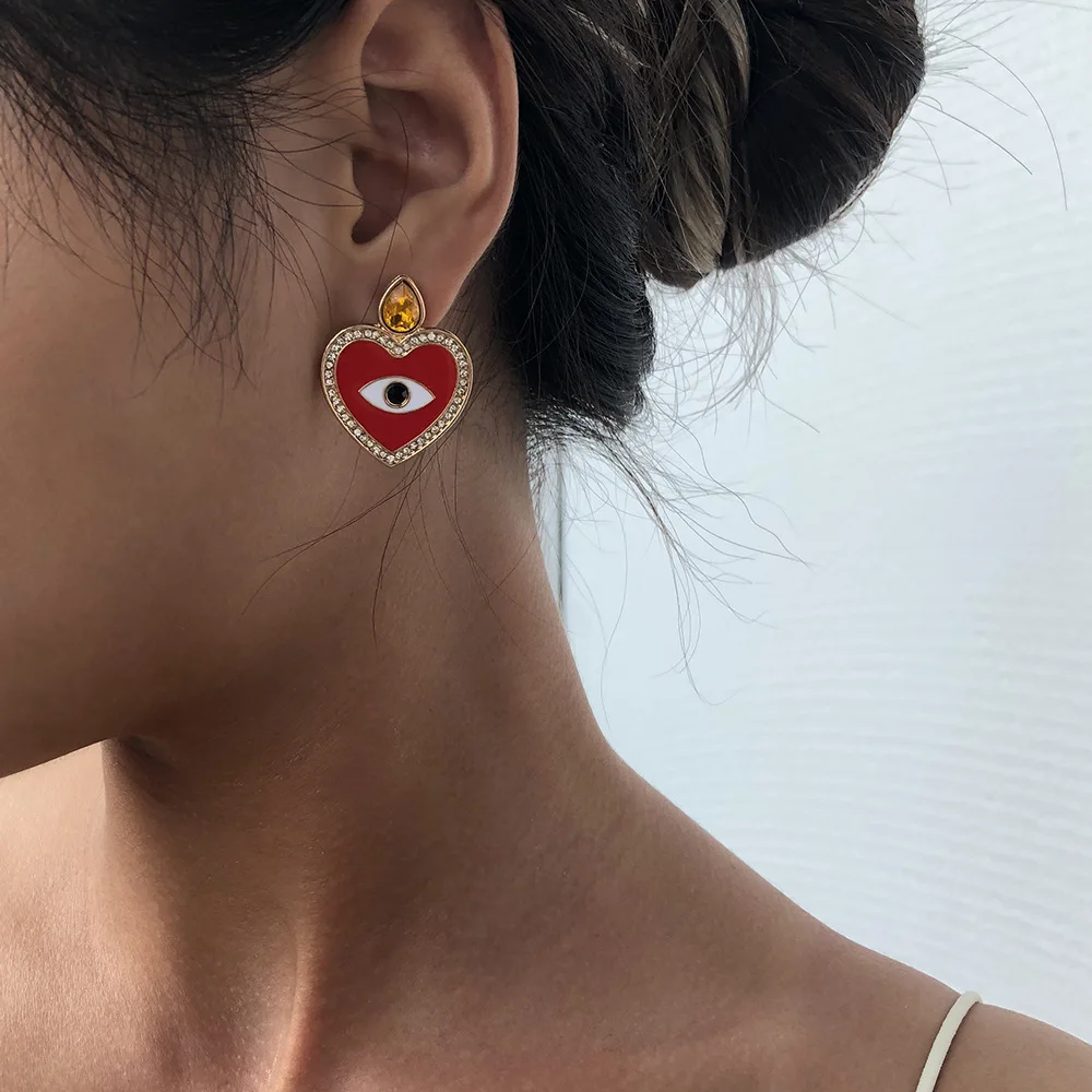Stylish Crystal Red Heart Evil Eyes Stud Earrings Diamond Love Heart Evil Eyes Earrings, Picture shows/custom color
Stylish Crystal Red Heart Evil Eyes Stud Earrings Diamond Love Heart Evil Eyes Earrings, Picture shows/custom color