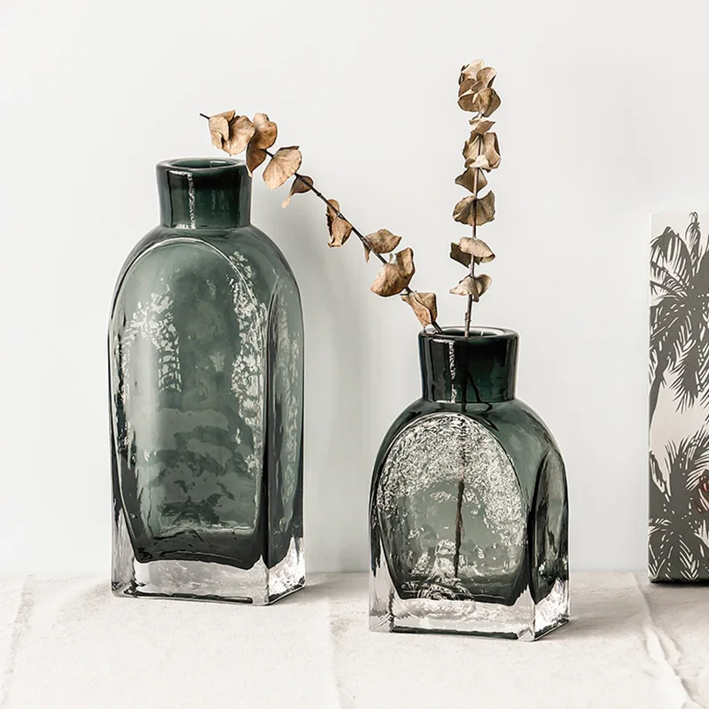 ins popular Flower Tabletop Bottle shape Vase Room Decoration Accessories Festival Decoration Round Glass Vase, Gray/brown/aqua
ins popular Flower Tabletop Bottle shape Vase Room Decoration Accessories Festival Decoration Round Glass Vase, Gray/brown/aqua