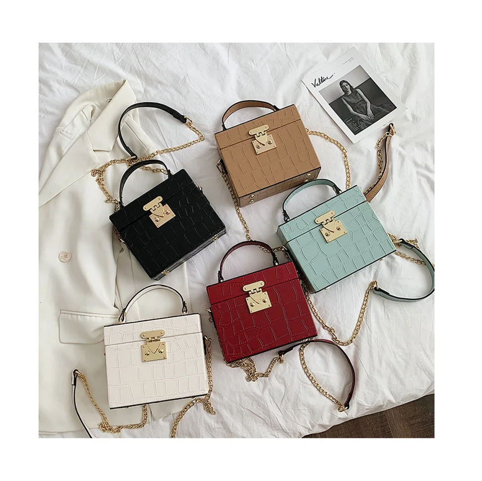 Box bag small square bag 2020 new square Mini color contrast portable diagonal leather lock box bag handbags for ladies, Customized color
Box bag small square bag 2020 new square Mini color contrast portable diagonal leather lock box bag handbags for ladies, Customized color