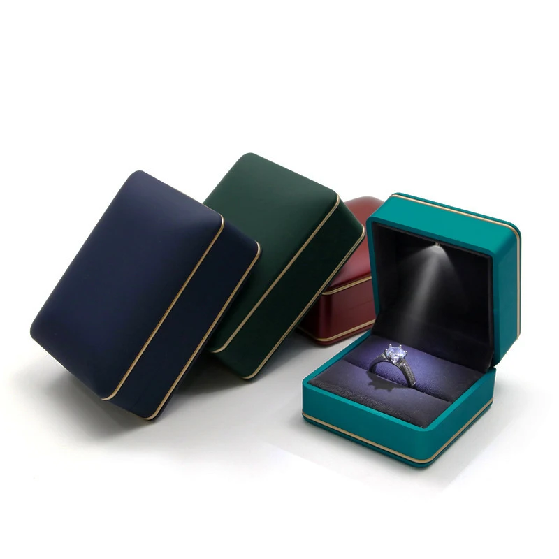 Luxury Wholesale Jewelry Ring Necklace Earring Packing Caja De Anillos Jellwery Packaging Box With Custom Logo
Luxury Wholesale Jewelry Ring Necklace Earring Packing Caja De Anillos Jellwery Packaging Box With Custom Logo