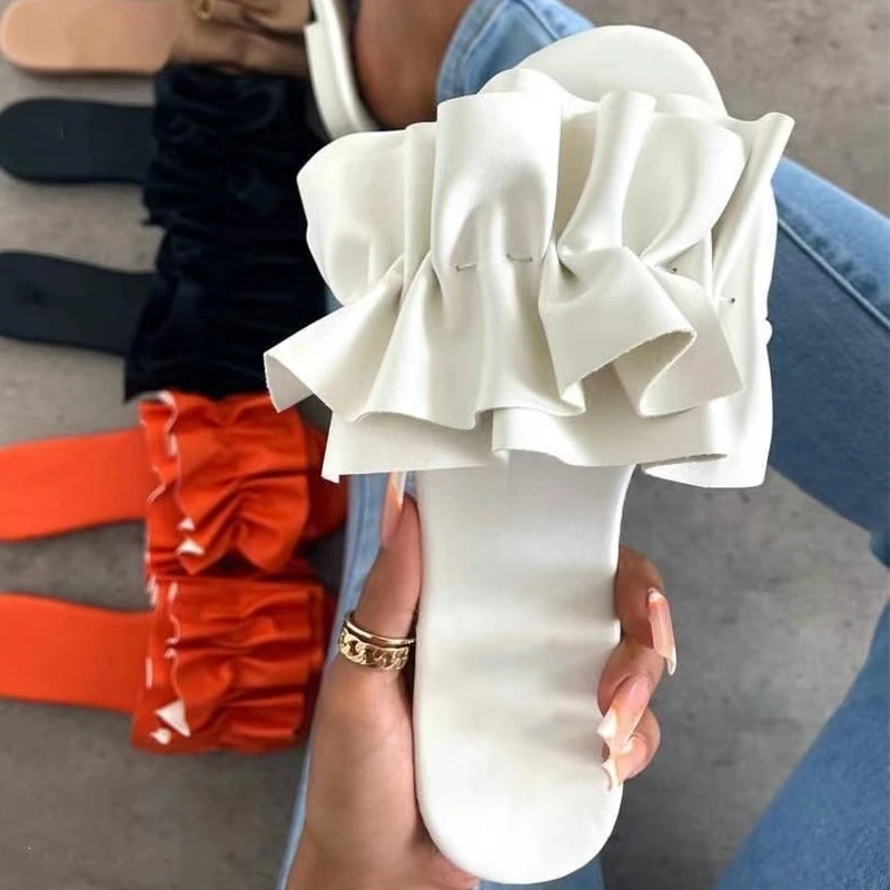Sport Brand flat luxury ladies slippers Summer women Slippers dollar slides sandals, Pictured
Sport Brand flat luxury ladies slippers Summer women Slippers dollar slides sandals, Pictured