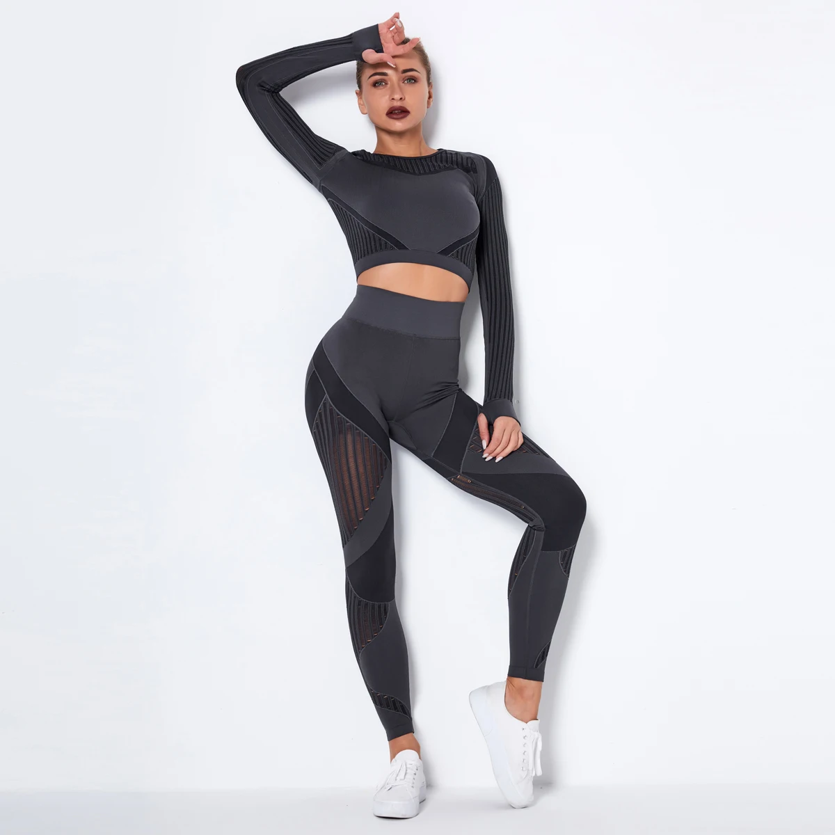 BBLXF6301 dark gray Fashion sports trend fitness suit sexy hollow female 2-piece sportswear quick-drying sports yoga wear
BBLXF6301 dark gray Fashion sports trend fitness suit sexy hollow female 2-piece sportswear quick-drying sports yoga wear