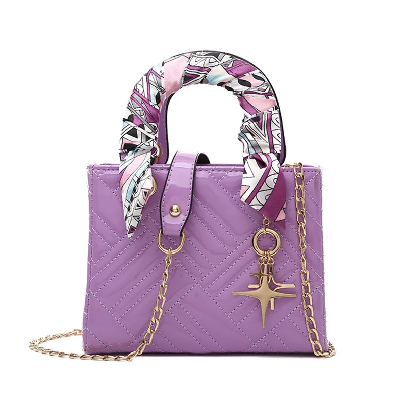 2020 Summer Fashion Princess Bag Painted Embroidery Texture Crossbody Bag With Scarf, Pink, red, black, white, purple 
2020 Summer Fashion Princess Bag Painted Embroidery Texture Crossbody Bag With Scarf, Pink, red, black, white, purple