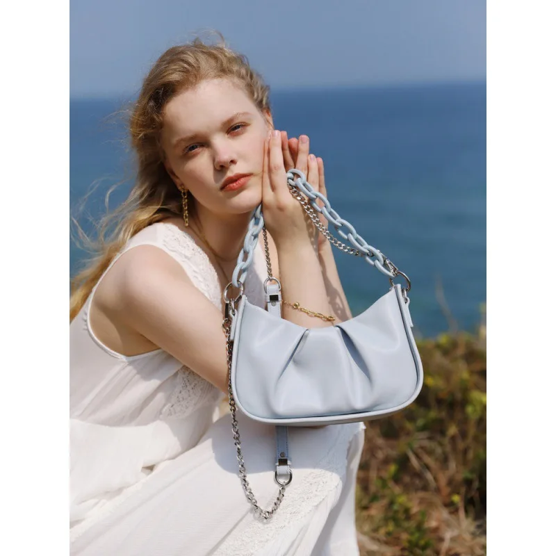 Acrylic Chain Armpit Bag With Cloud Bag New Fashion Handbag Cross-body For Women/, As pitcure
Acrylic Chain Armpit Bag With Cloud Bag New Fashion Handbag Cross-body For Women/, As pitcure