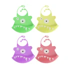 Wholesale customized environmental protection food grade cartoon washable boy girl waterproof silicone baby bibs