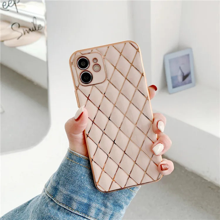2021 New tpu pc hybrid protective plating shockproof phone case back cover for iPhone 11 pro max
2021 New tpu pc hybrid protective plating shockproof phone case back cover for iPhone 11 pro max