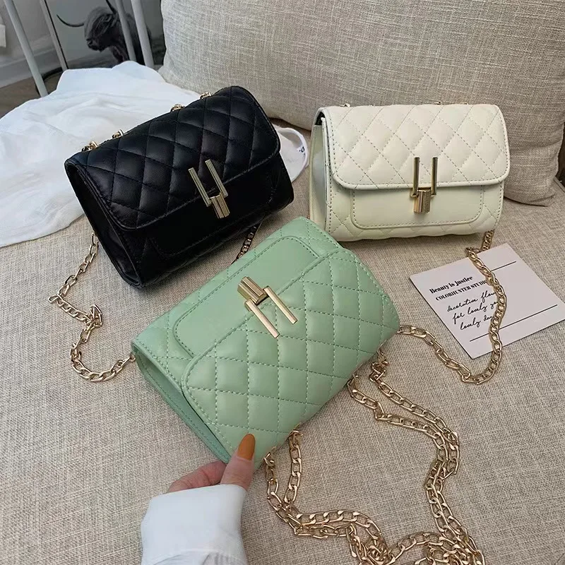 2023 Fashion Bags Niche Design Small Square Bags Summer Letter Wide Strap Shoulder Messenger Bags Women Purse And Handbags
2023 Fashion Bags Niche Design Small Square Bags Summer Letter Wide Strap Shoulder Messenger Bags Women Purse And Handbags