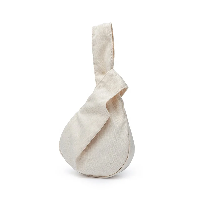 New canvas Japanese style wind bag sleeve hand-held hand bag super fire ins retro small bag
New canvas Japanese style wind bag sleeve hand-held hand bag super fire ins retro small bag