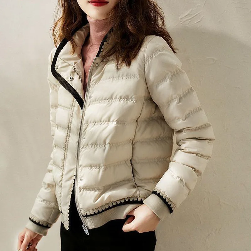 Heavyweight High Quality Winter Jacket with Long Sleeve Warm Outwear Coat Women Puffer Jacket Puffy Jackets, Customized color
Heavyweight High Quality Winter Jacket with Long Sleeve Warm Outwear Coat Women Puffer Jacket Puffy Jackets, Customized color