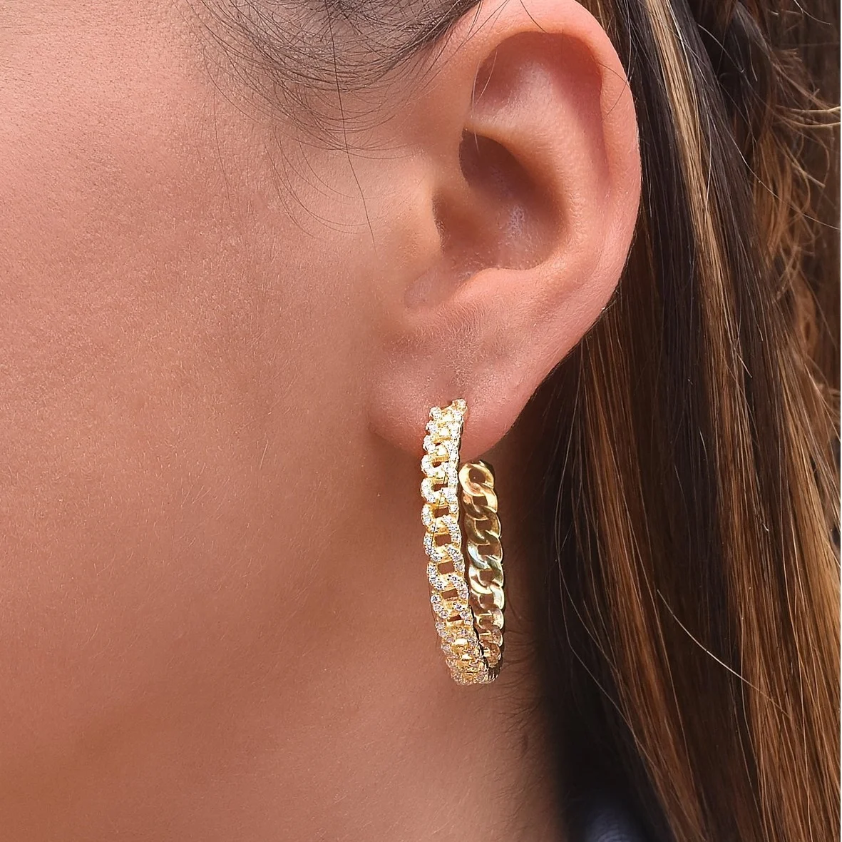 Trendy European women cuban chain micro pave full zircon hoop charm hoop earrings women girls, Picture
Trendy European women cuban chain micro pave full zircon hoop charm hoop earrings women girls, Picture