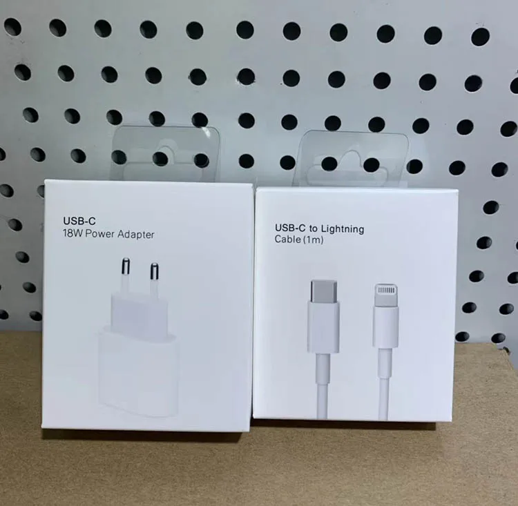 Original 1:1 PD20W type-c Fast Charging Magsafes Mobile Adapyer Charger 20W PD Charger Original For Iphone 12 PD charger
Original 1:1 PD20W type-c Fast Charging Magsafes Mobile Adapyer Charger 20W PD Charger Original For Iphone 12 PD charger