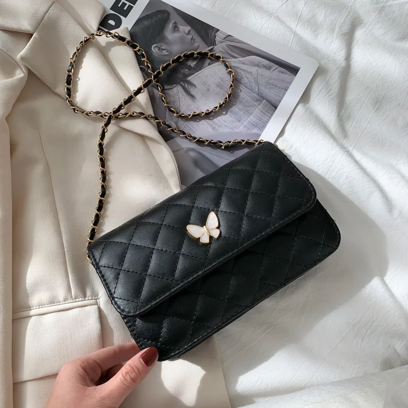 Fashionable lady yellow white metal butterfly bag simple diamond pattern leisure single shoulder bag 
Fashionable lady yellow white metal butterfly bag simple diamond pattern leisure single shoulder bag