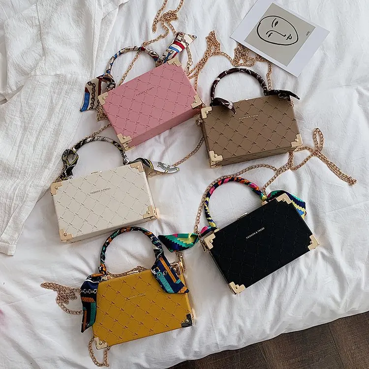 Customized Logo Box Pu Leather Messenger Box Bag Cover Metal Handle Plain Crossbody Square Woman Bag Hand Bag With Scarf, Customizable
Customized Logo Box Pu Leather Messenger Box Bag Cover Metal Handle Plain Crossbody Square Woman Bag Hand Bag With Scarf, Customizable