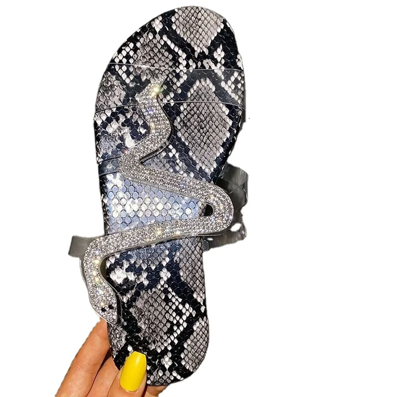 2020 Women Summer Sandals Flat Shoes ladies snakeskin lime Slippers Women Sandals Girls Stylish Sandal snake slides
2020 Women Summer Sandals Flat Shoes ladies snakeskin lime Slippers Women Sandals Girls Stylish Sandal snake slides
