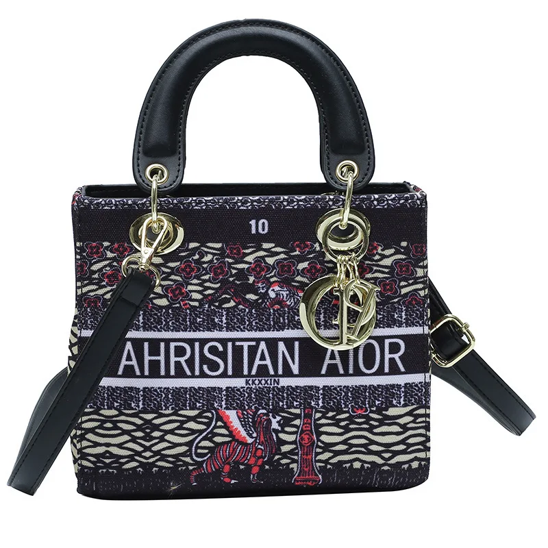 2021 New Fashion Printed Women's Bag Princess Bag Designed Brand Texture Letter Shoulder Messenger Handbag, 6 colors
2021 New Fashion Printed Women's Bag Princess Bag Designed Brand Texture Letter Shoulder Messenger Handbag, 6 colors