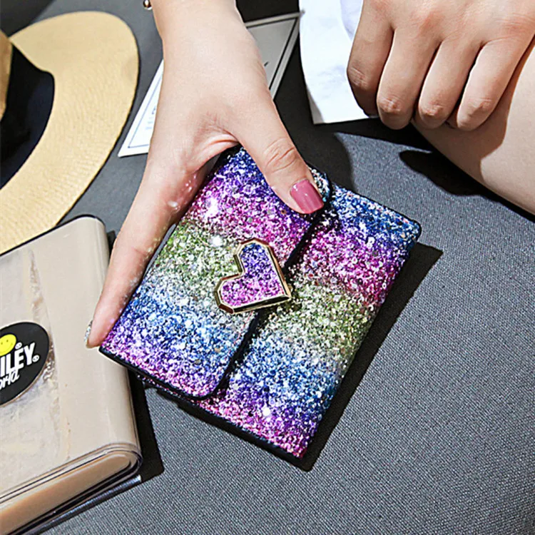 2021 New design fashion small short design leather glitter sequins bags wallets card holder clutch mini purse short wallet
2021 New design fashion small short design leather glitter sequins bags wallets card holder clutch mini purse short wallet