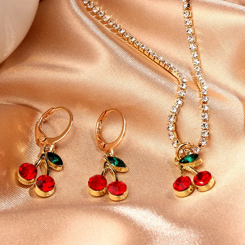 Fashion Cute Crystal Cherry Pendant Necklace and Earring Sets Jewelry for Women Girl Gift
Fashion Cute Crystal Cherry Pendant Necklace and Earring Sets Jewelry for Women Girl Gift