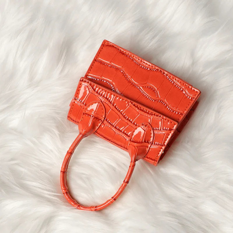 Small hand bags women 2021 popular fashion small handbag leather purse luxury custom mini cute purses handbags for girls, 4 color /custom
Small hand bags women 2021 popular fashion small handbag leather purse luxury custom mini cute purses handbags for girls, 4 color /custom