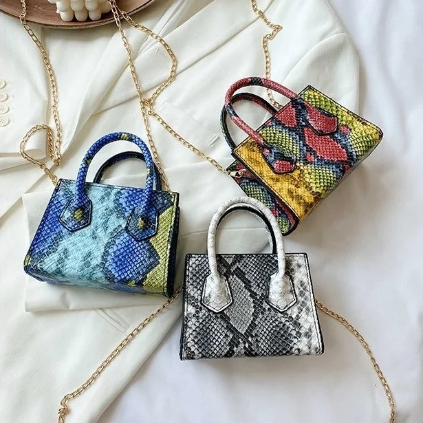 Women Hand Bags Plastic Cute Designer Cosmetic Fashion Ladies Clear Jelly Box Bags Luxury Wholesale Leather Snake Skin Bags
Women Hand Bags Plastic Cute Designer Cosmetic Fashion Ladies Clear Jelly Box Bags Luxury Wholesale Leather Snake Skin Bags