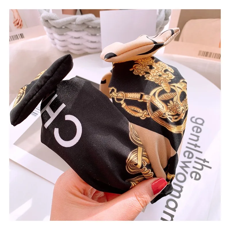 Chain Totem Printed Wide Border Letter Big Bow All-match Headband Jewelry Hair Accessories For Women, Multi
Chain Totem Printed Wide Border Letter Big Bow All-match Headband Jewelry Hair Accessories For Women, Multi