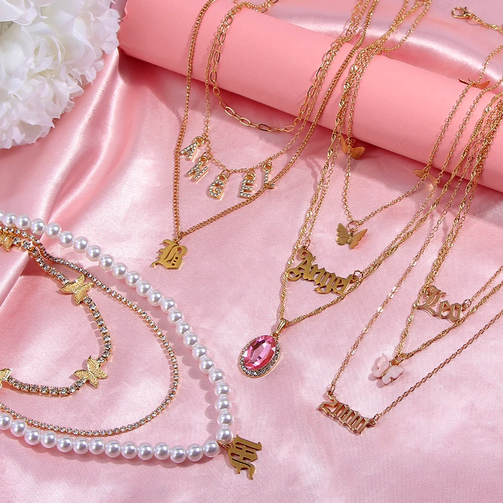 2020 Bohemia Fashion Charm Jewelry Chic Metal Pearl Chain Choker Necklace Multilayer Crystal Letter Butterfly Pendant Necklace, Gold,silver color
2020 Bohemia Fashion Charm Jewelry Chic Metal Pearl Chain Choker Necklace Multilayer Crystal Letter Butterfly Pendant Necklace, Gold,silver color
