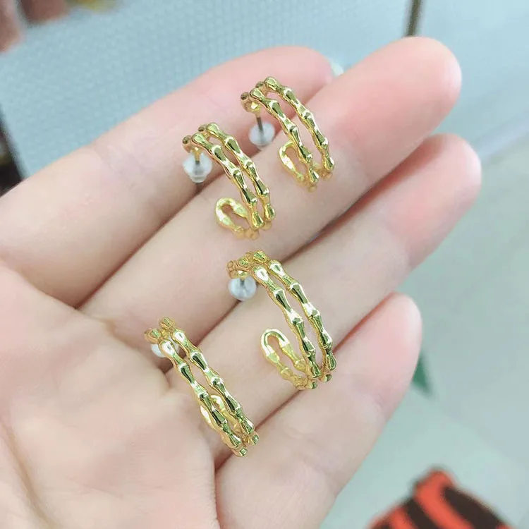 EM1152 18k Gold plated Double Bamboo circle Hoop earrings,simple fashion gold model jewelry earring for women, Gold /matte gold
EM1152 18k Gold plated Double Bamboo circle Hoop earrings,simple fashion gold model jewelry earring for women, Gold /matte gold