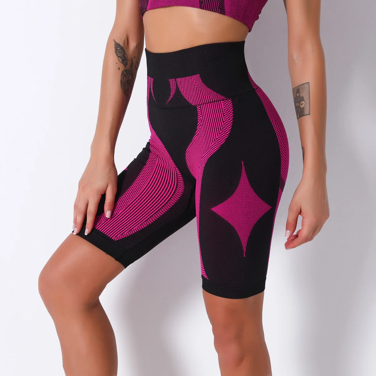 Women's Stripe Summer Butt Short Sports Outdoor Fitness Yoga Gym Athletic Biker Leggings With Pattern
Women's Stripe Summer Butt Short Sports Outdoor Fitness Yoga Gym Athletic Biker Leggings With Pattern