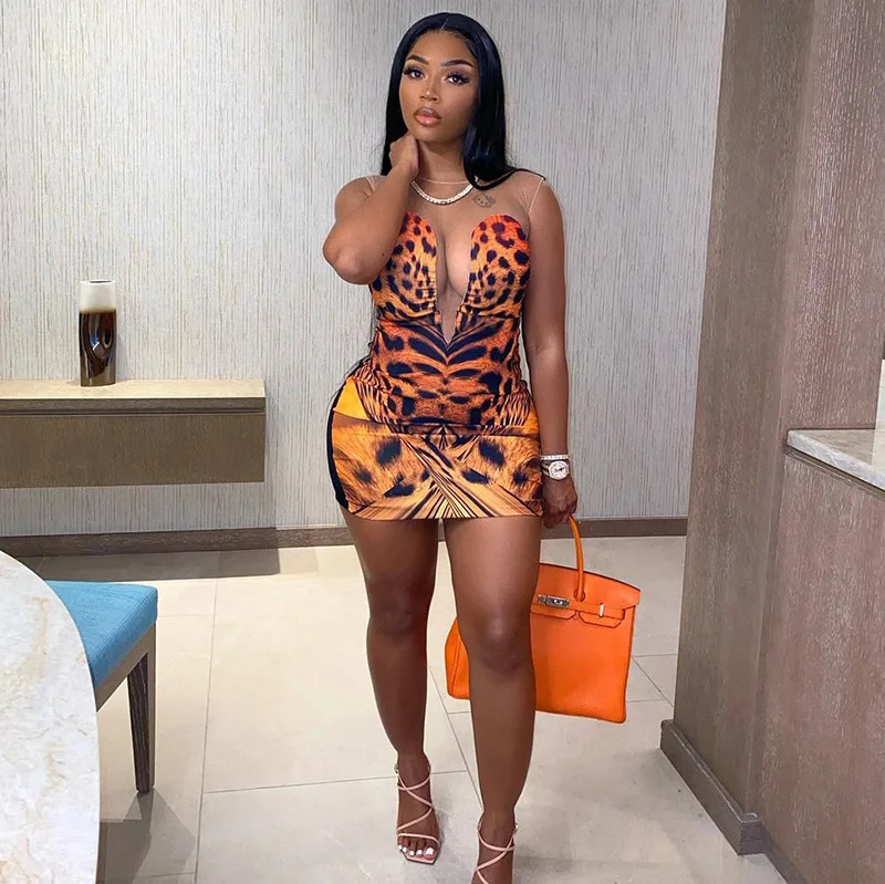 Dropshipping Summer 2021 Women Clothing Print Stitching Mesh V-neck Hot Sexy Hip Dress, Picture show
Dropshipping Summer 2021 Women Clothing Print Stitching Mesh V-neck Hot Sexy Hip Dress, Picture show