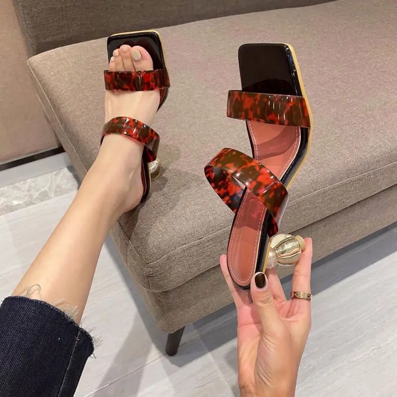 2021 new arrivals personality fashion square head women out street holiday wear plus size sandal, Brown, apricot or customized
2021 new arrivals personality fashion square head women out street holiday wear plus size sandal, Brown, apricot or customized