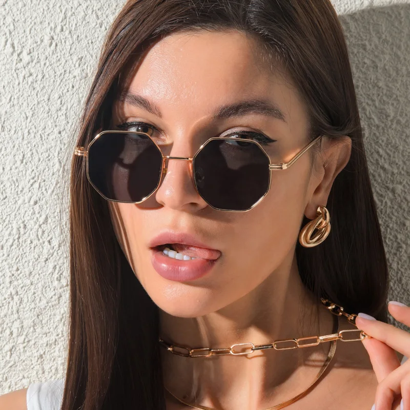 New Small Frame Metal Octagon Women Men Sunglasses 2021 Vintage Retro Sunglasses
New Small Frame Metal Octagon Women Men Sunglasses 2021 Vintage Retro Sunglasses
