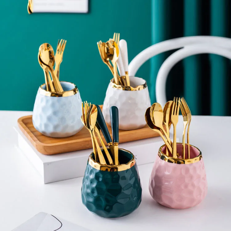 New trend hot creative fruit fork set light luxury dessert cake fruit fork spoon container
New trend hot creative fruit fork set light luxury dessert cake fruit fork spoon container