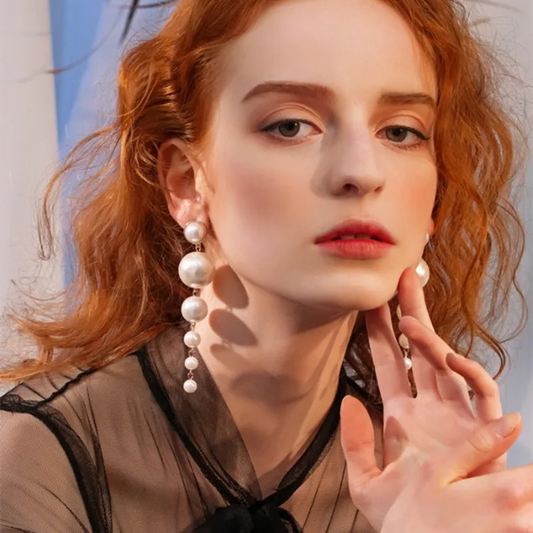HongTong Personality Simple Pearl Long Earrings Female Trend Earrings Fashion Jewelry, Picture
HongTong Personality Simple Pearl Long Earrings Female Trend Earrings Fashion Jewelry, Picture