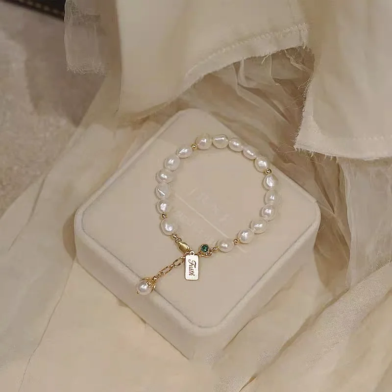 Pearl Beaded Bracelet for Girls and Women 2020 Custom 14K Gold Plated Charm Bracelets Factory Wholesale Charm Bracelet, Golden
Pearl Beaded Bracelet for Girls and Women 2020 Custom 14K Gold Plated Charm Bracelets Factory Wholesale Charm Bracelet, Golden