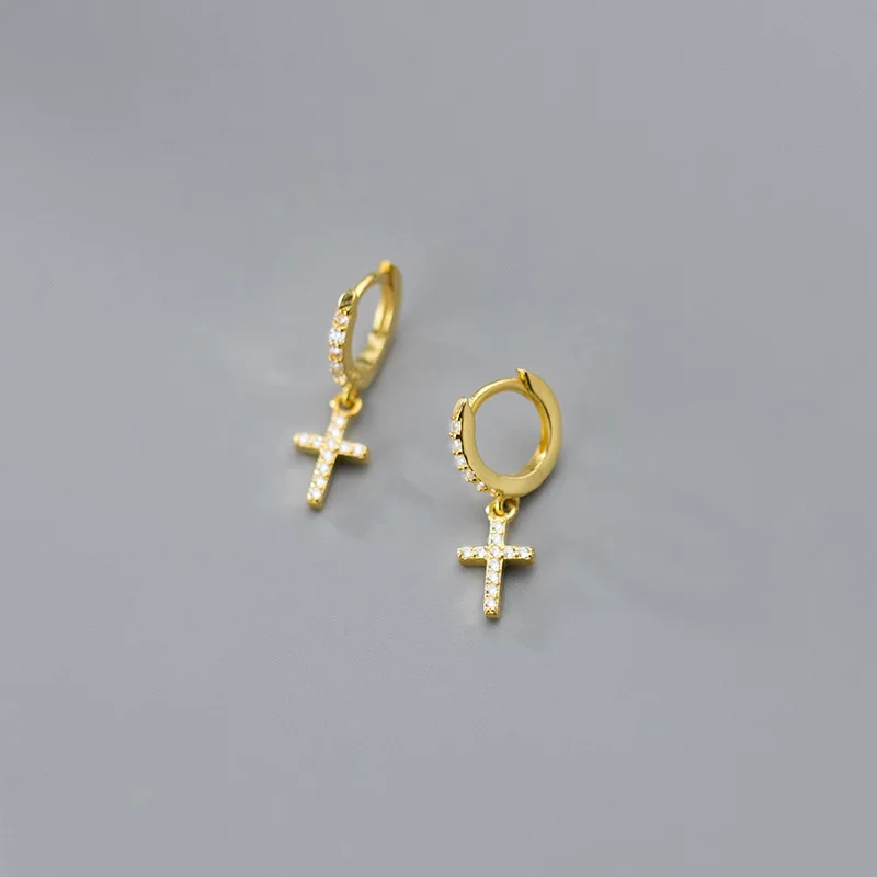 fashion minimalist jewelry 925 sterling silver classic cross diamond zircon pendant gold plated hoop earrings for women
fashion minimalist jewelry 925 sterling silver classic cross diamond zircon pendant gold plated hoop earrings for women
