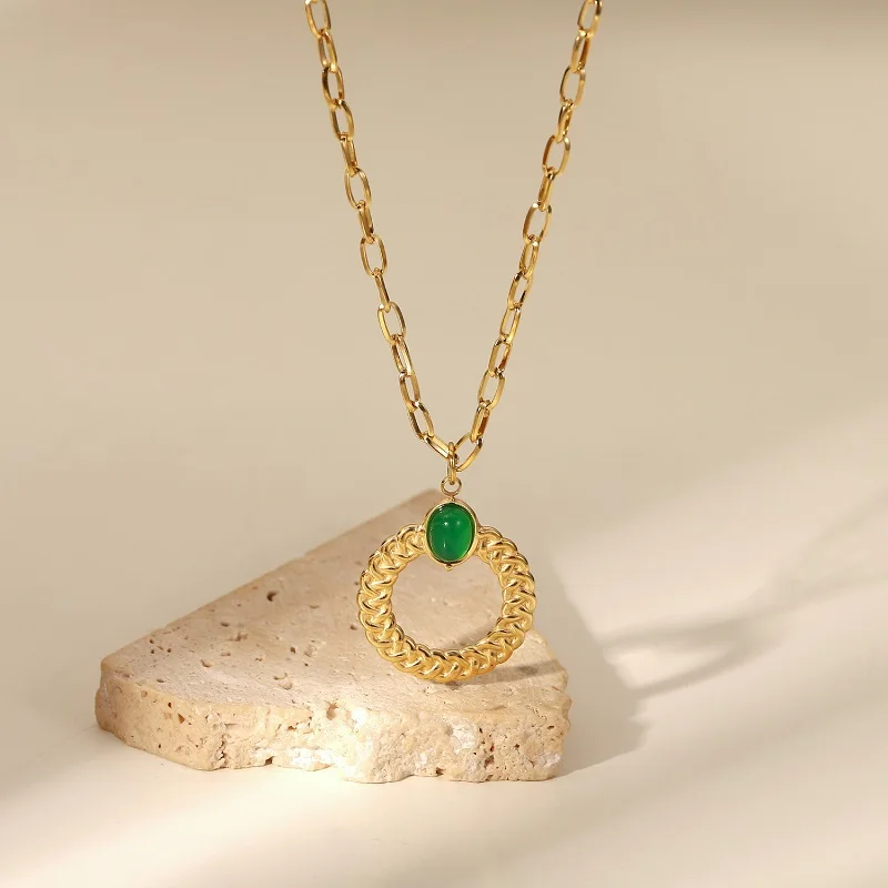 2022 New Fashion Vintage Green Agate Round Pendant Ins Design Chain 14K Gold Stainless Steel Necklace Jewelry For Women
2022 New Fashion Vintage Green Agate Round Pendant Ins Design Chain 14K Gold Stainless Steel Necklace Jewelry For Women