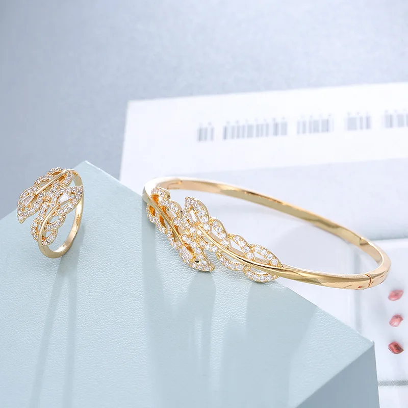 High Quality Leaf Shape Full Crystal Bracelet & Bangle Rings Jewelry Set for Women Classic Personality Fashion Jewelry Accessor, Gold/silver plated
High Quality Leaf Shape Full Crystal Bracelet & Bangle Rings Jewelry Set for Women Classic Personality Fashion Jewelry Accessor, Gold/silver plated