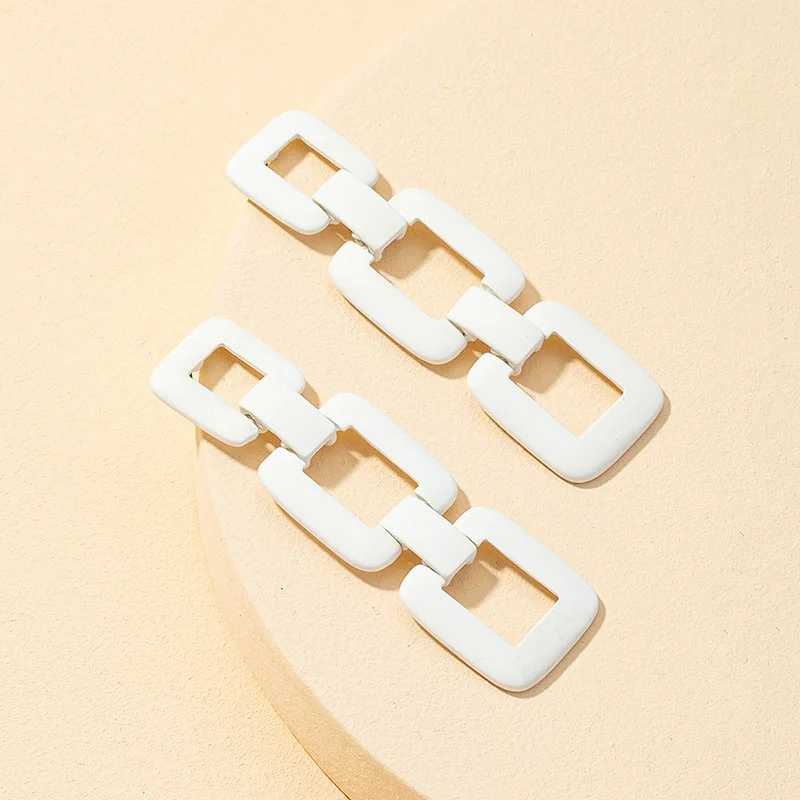 Trendy Geometric Square Chain Long Dangle Drop Earring Hollow Metal White Paint Earring Women Party Jewelry Accessories
Trendy Geometric Square Chain Long Dangle Drop Earring Hollow Metal White Paint Earring Women Party Jewelry Accessories