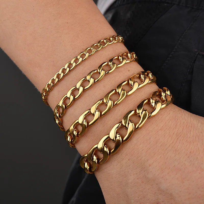 Fashion Gold Plated Stainless Steel Bracelet Figaro Hollow Cuban Link Bracelet Women
Fashion Gold Plated Stainless Steel Bracelet Figaro Hollow Cuban Link Bracelet Women