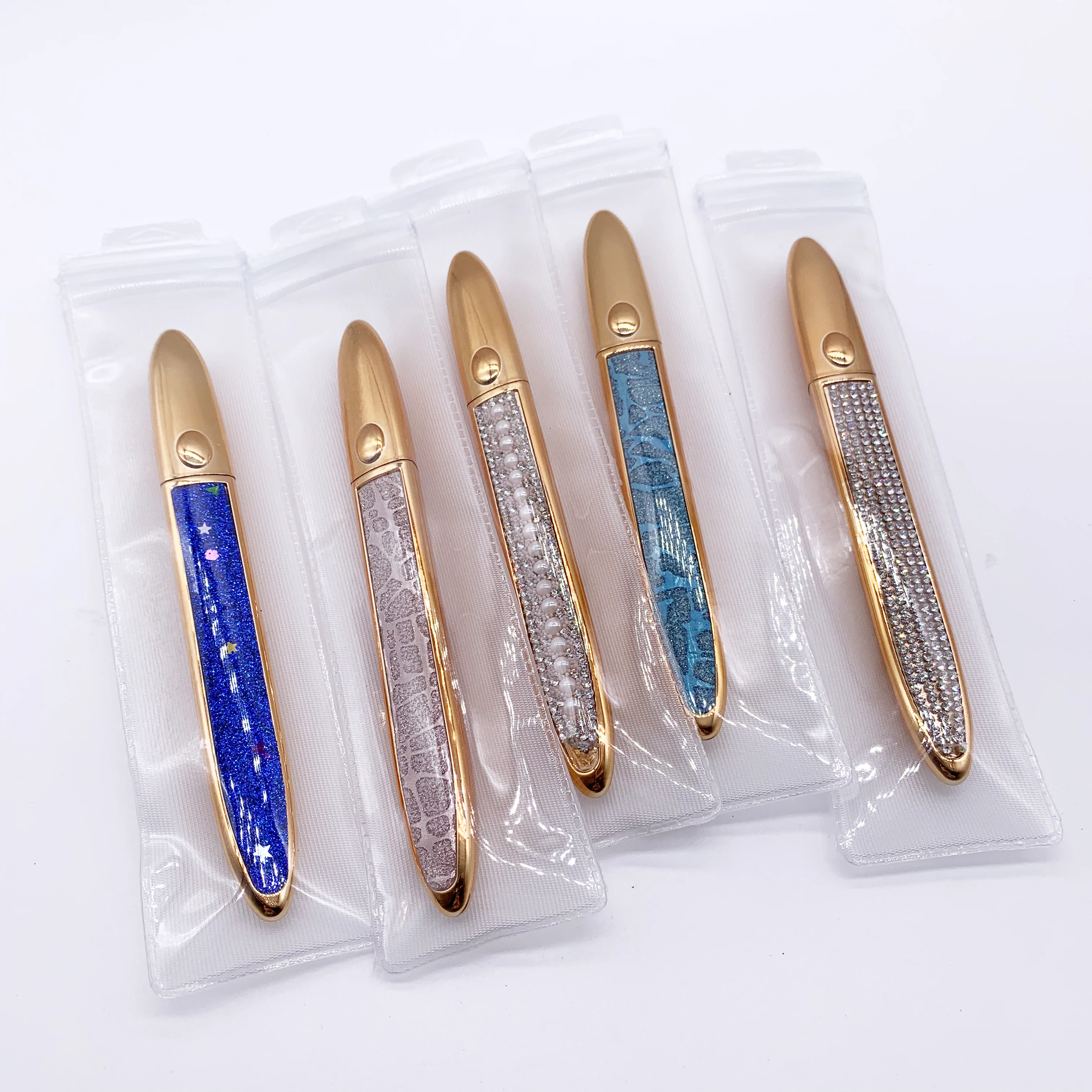 Eyeliner glue pen wholesale adhesive eyeliner custom eyeliner waterproof eyelash glue, Mixed colors
Eyeliner glue pen wholesale adhesive eyeliner custom eyeliner waterproof eyelash glue, Mixed colors